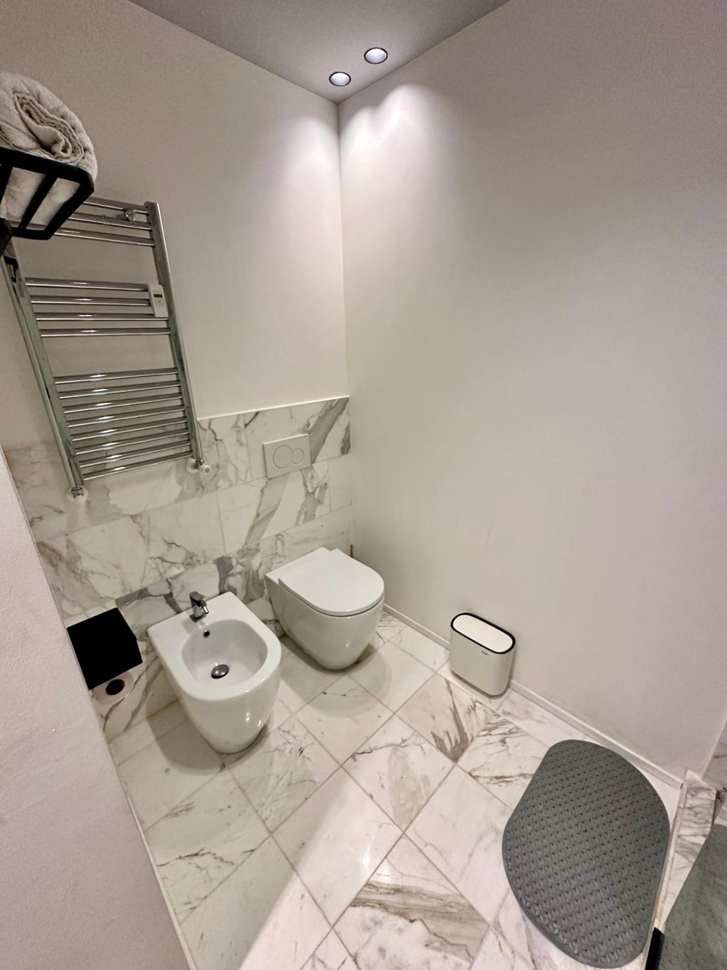 Апартаменты Casa Broletto - Centro Citta Милан Экстерьер фото